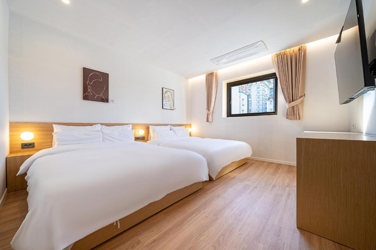 Aank Hotel Daejeon Yongjeon 2Nd ภายนอก รูปภาพ