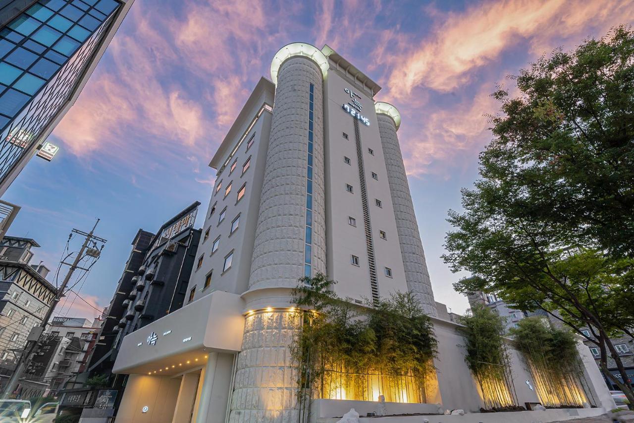 Aank Hotel Daejeon Yongjeon 2Nd ภายนอก รูปภาพ
