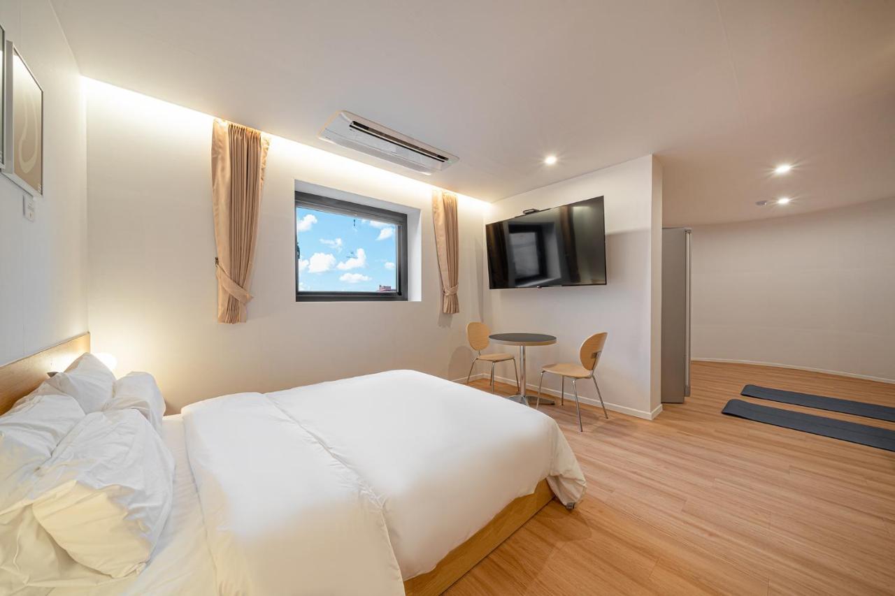 Aank Hotel Daejeon Yongjeon 2Nd ภายนอก รูปภาพ