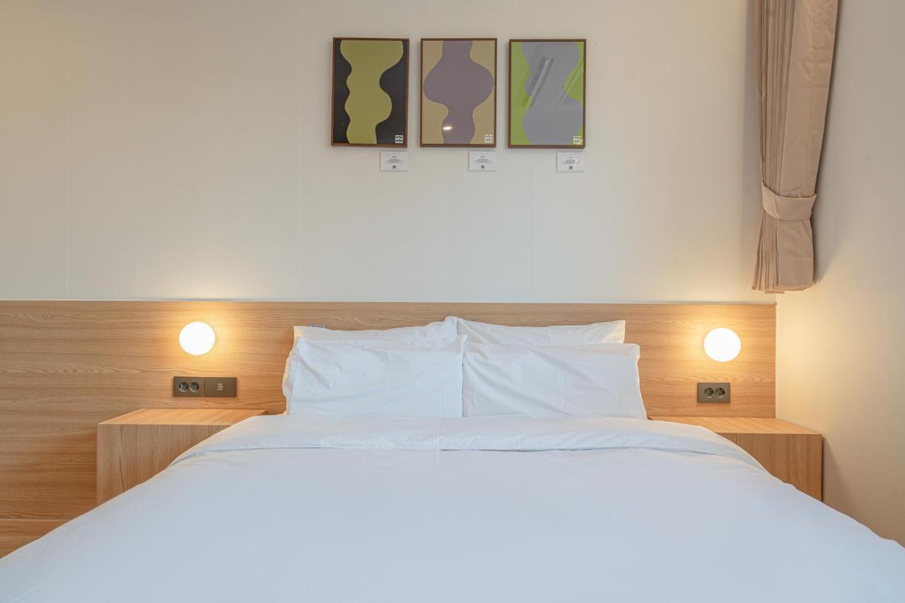 Aank Hotel Daejeon Yongjeon 2Nd ภายนอก รูปภาพ
